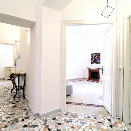 Via Anapo, Eleganza Nel Cuore Di